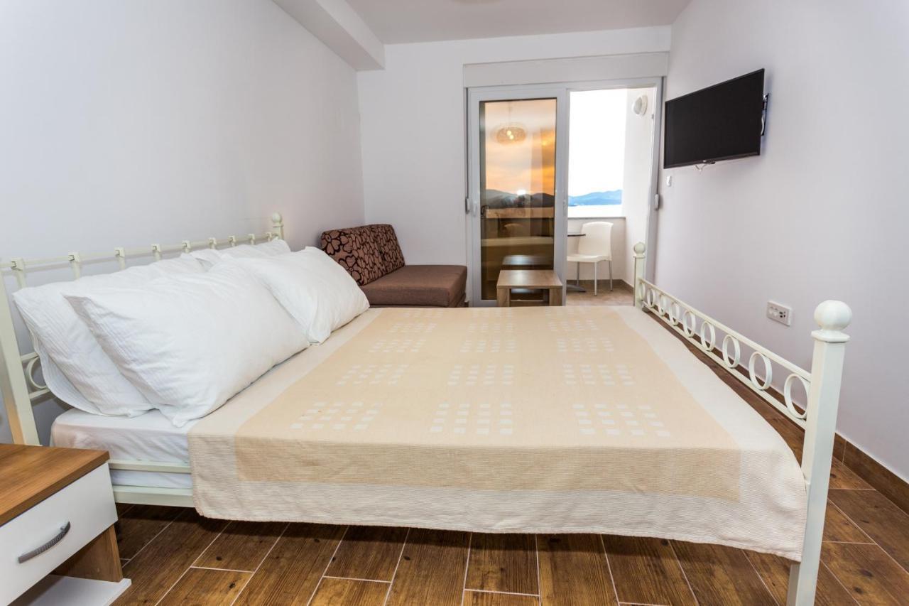 Holiday Home Komarna Exterior foto